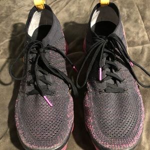 Nike vapormax size 10